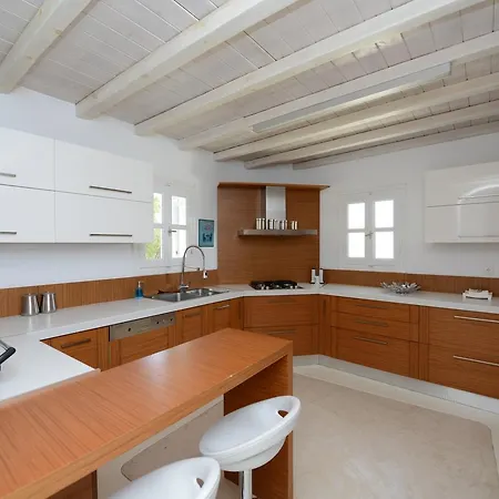 Newly-Built Private, Luxury Villa With Private Pool In Ano Mera Вилла