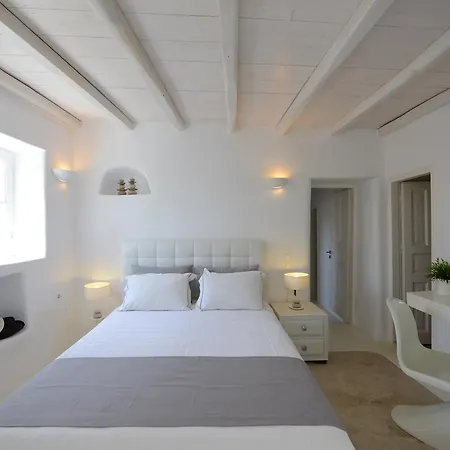 Newly-Built Private, Luxury Villa With Private Pool In Ano Mera Mykonos Town