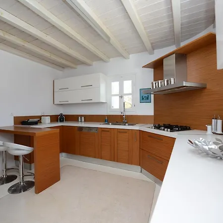 Newly-Built Private, Luxury Villa With Private Pool In Ano Mera